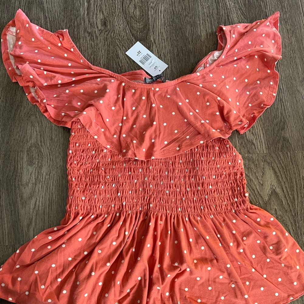 🌸 2 for $15 🌸 Coral Jersey knit top NWT